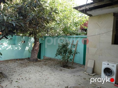 Satılır 4 otaqlı həyət evi/bağ evi 140 m² — Bakı
