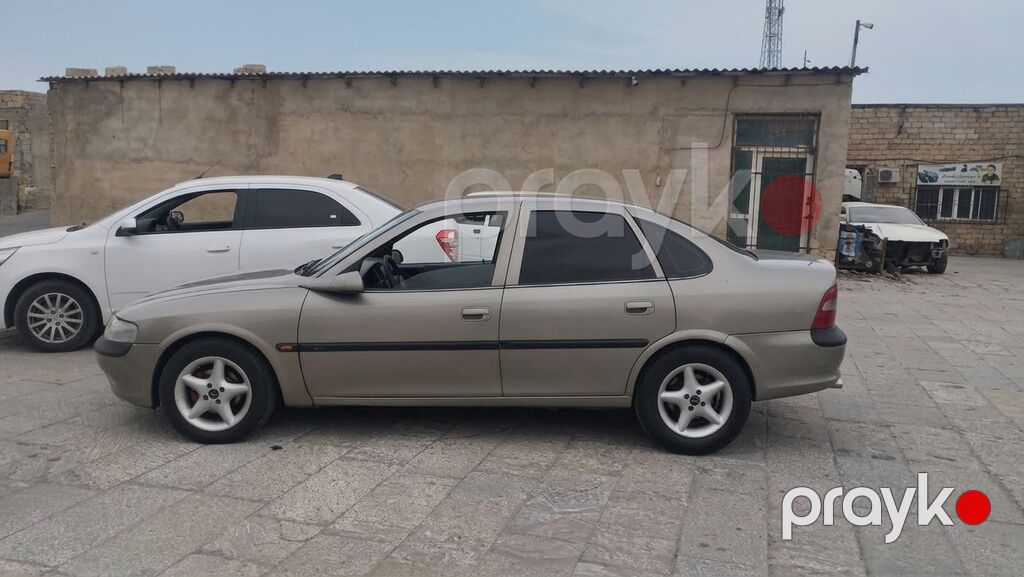 Opel Vectra: 1.6 l 1996 il 384565 km Sedan — Avtomobillər, Bakı (4)