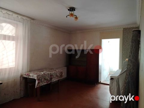 İcarəyə verilir 2 otaqlı köhnə tikili 50 m² — Bakı