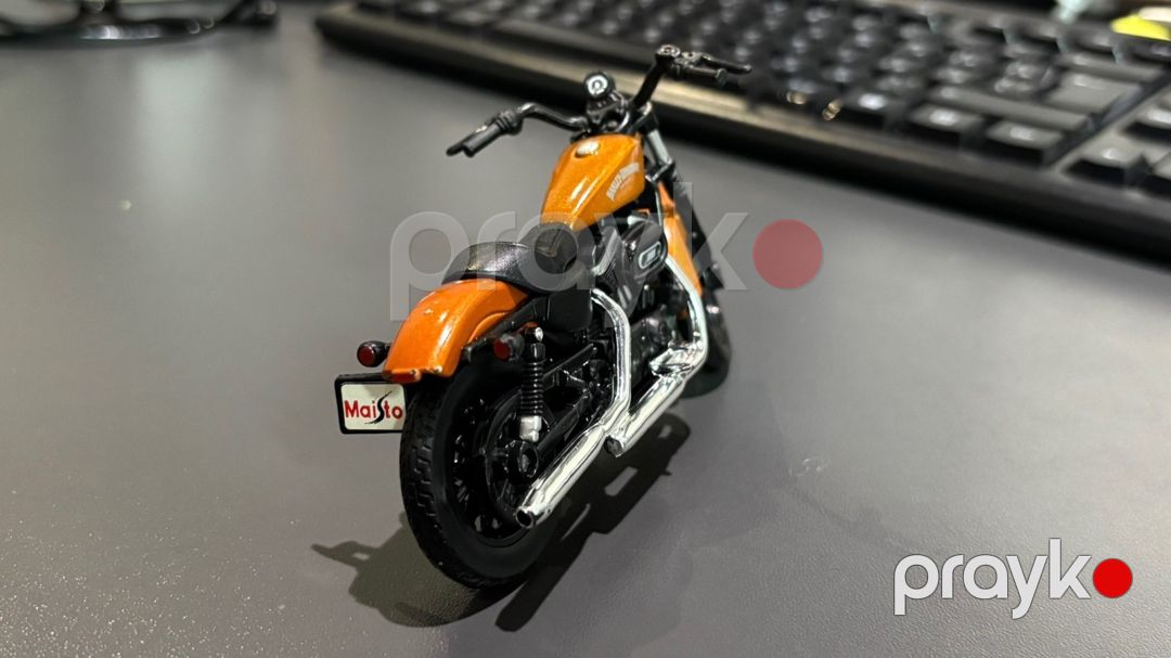 Harley Davidson Sportser iron 883 2014 modeli — Kolleksiyalar, Bakı (2)