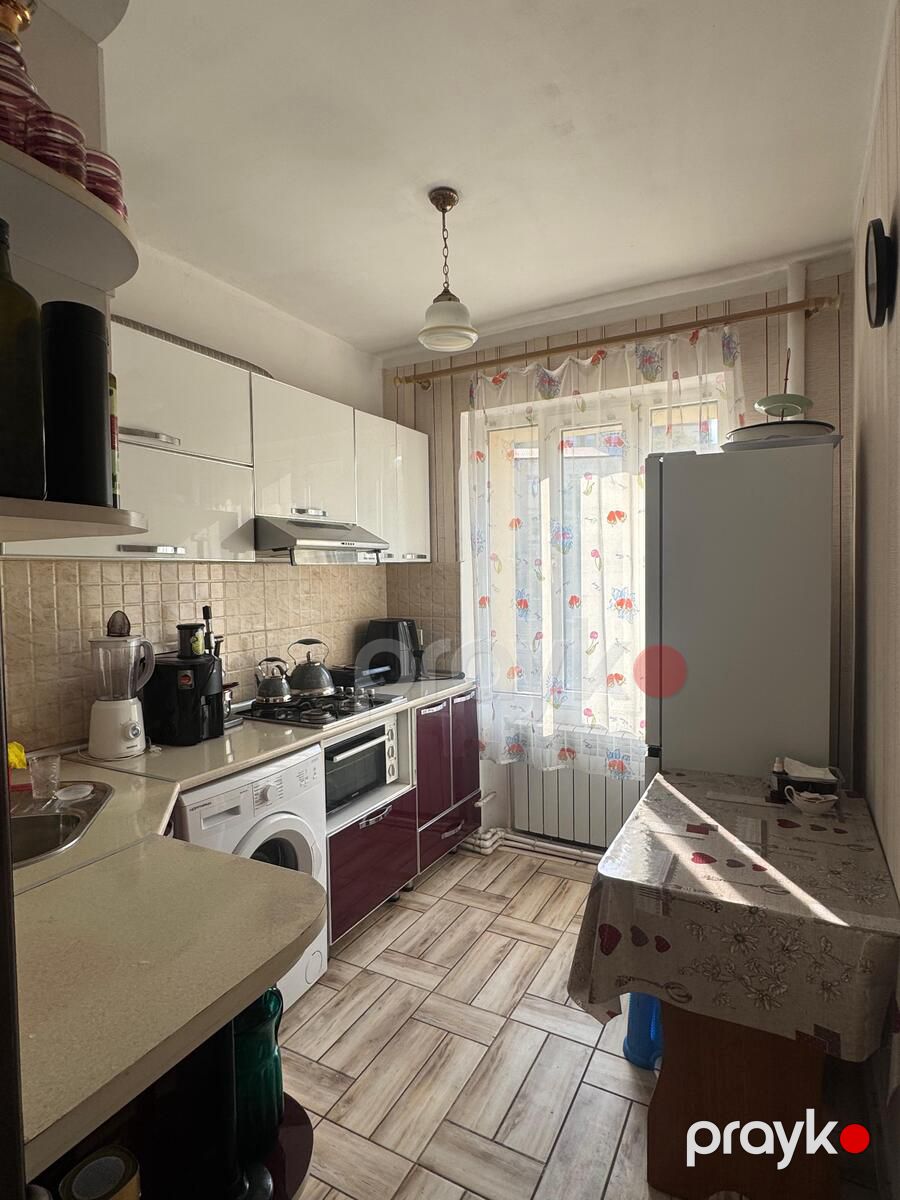 Satılır 2 otaqlı köhnə tikili 60 m² — Mənzil, Bakı (11)