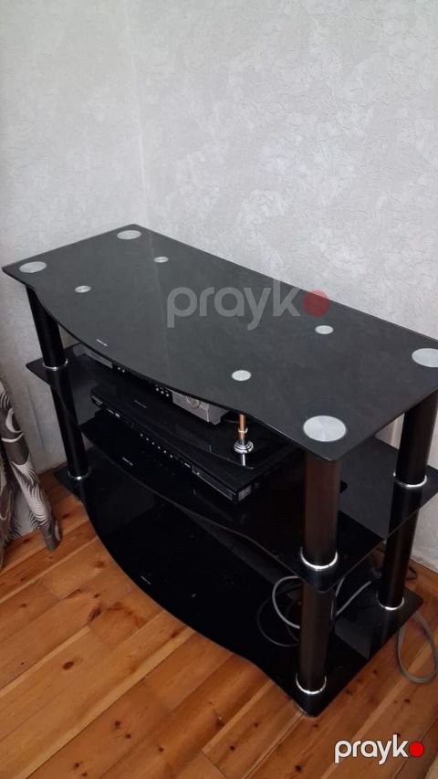 Tv altlığı demək olarki yenidir heç bir defekti yoxdur — Digah