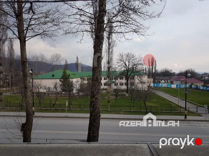 Satılır 4 otaqlı Qəbələ rayonu Qəbələ rayonu,Rus məktəbinin yanı — Mənzil, Qəbələ (4)