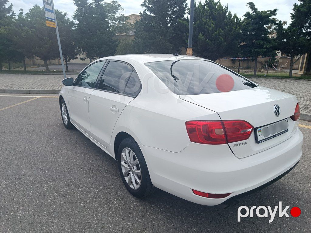 Volkswagen Jetta, 2.0 L, 2013 il, 280 000 km — Avtomobillər, Bakı (9)