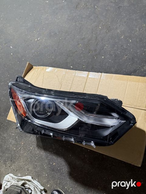 Chevrolet Equinox sağ farası — Bakı