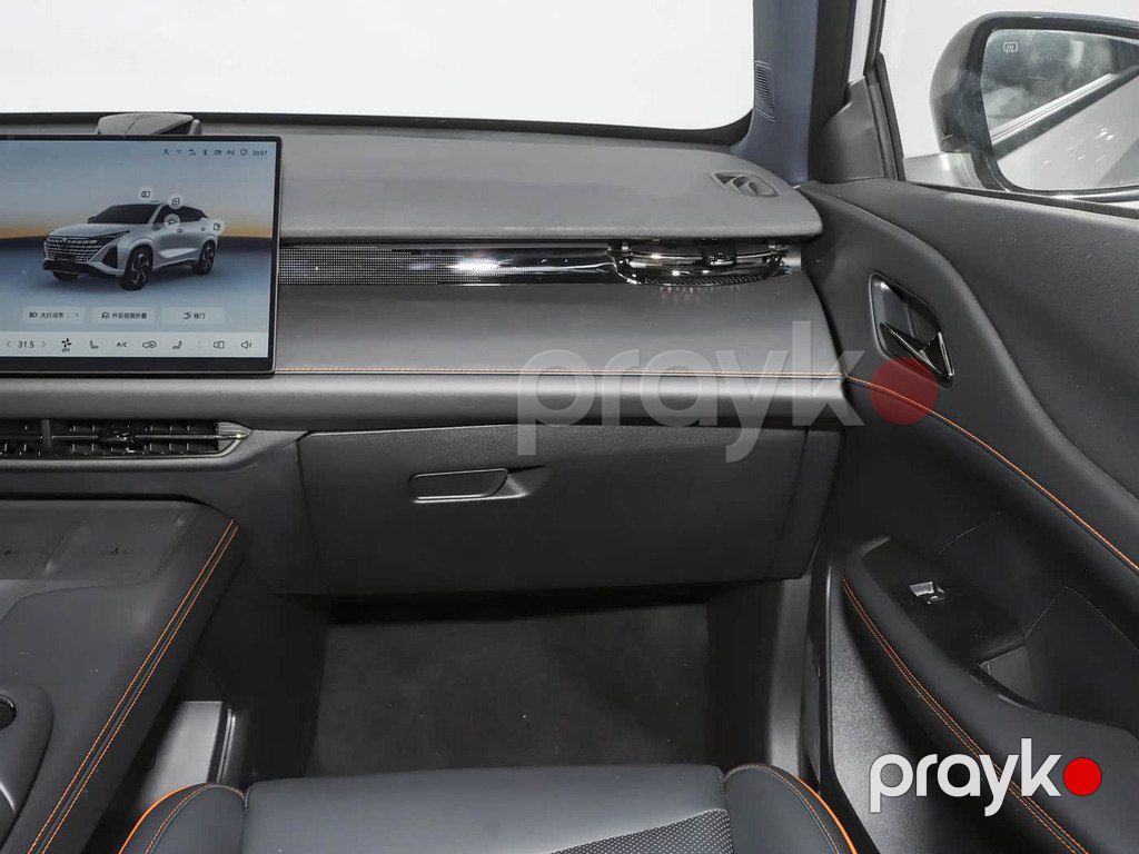 Changan Uni-Z, 1.5 L, 18.4 kWh, 2026 il, yeni — Avtomobillər (12)
