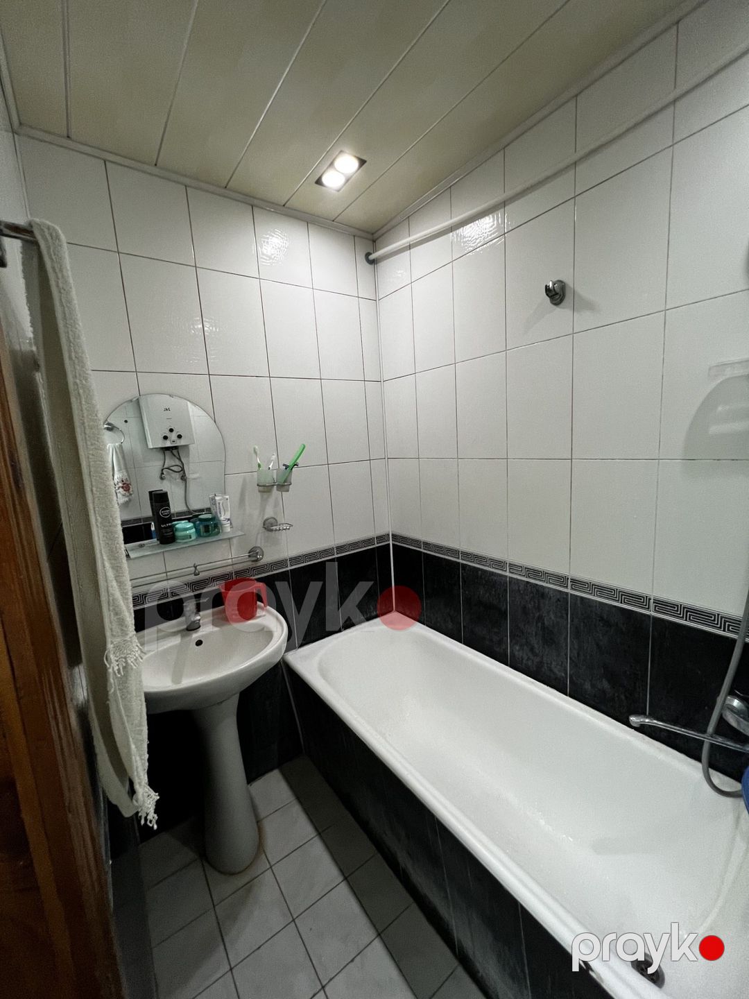 Satılır 1 otaqlı köhnə tikili 35 m² — Mənzil, Bakı (7)