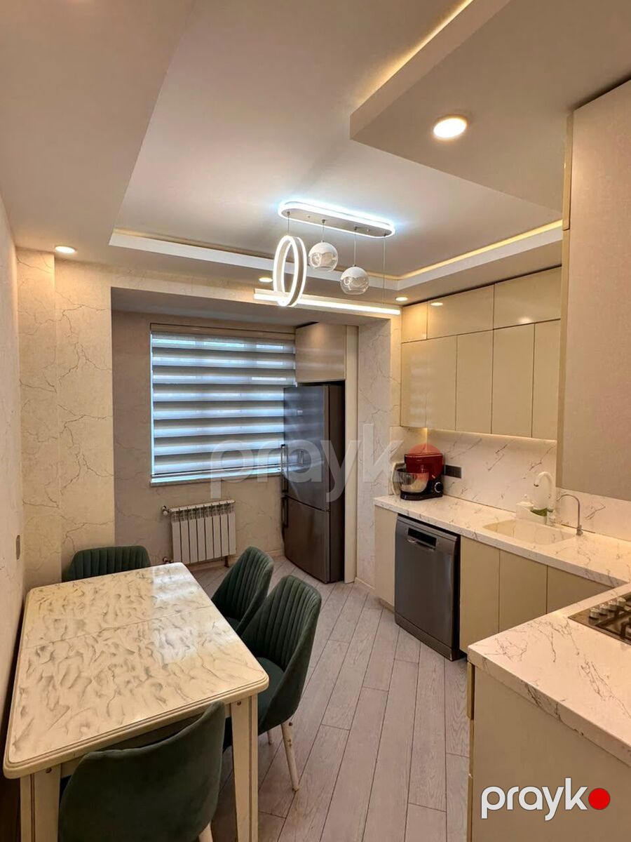 Satılır 3 otaqlı köhnə tikili 90 m² — Mənzil, Bakı (10)