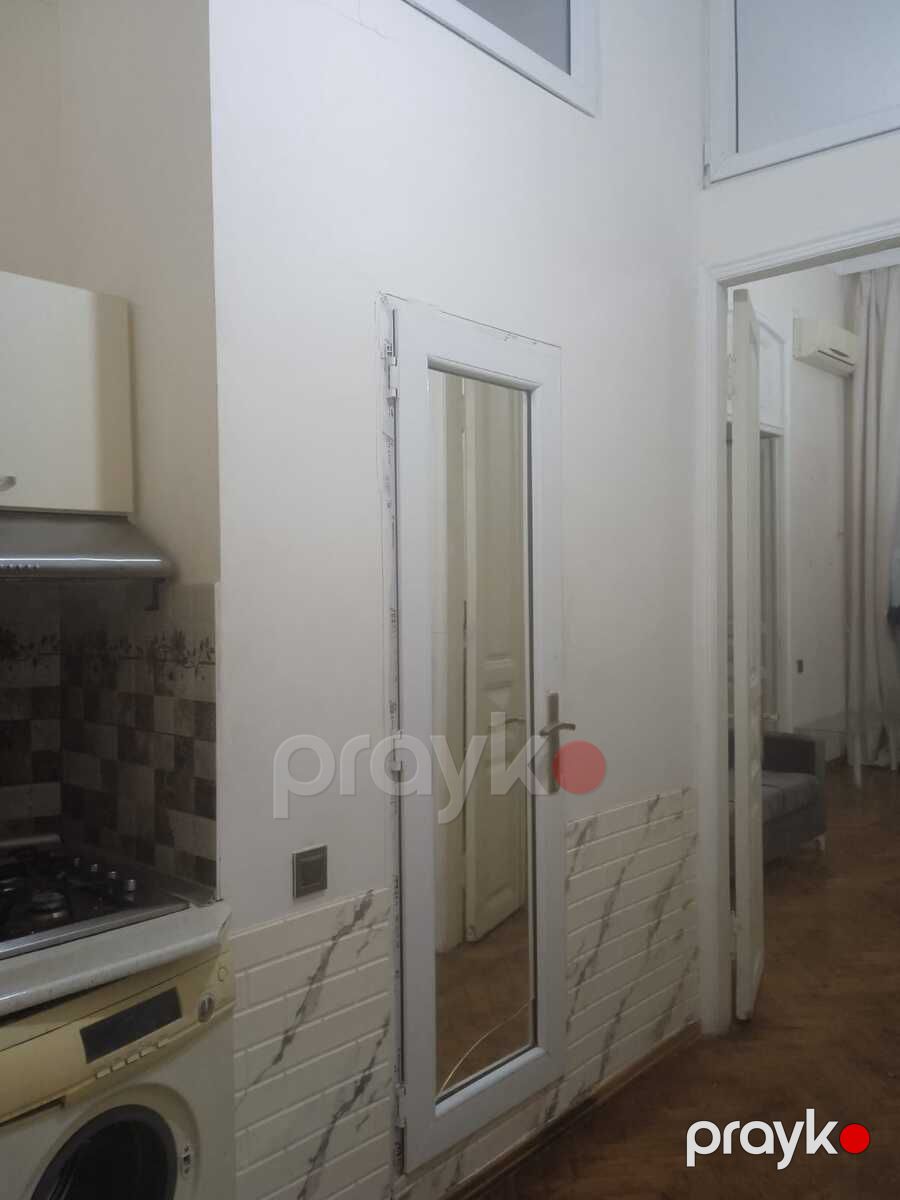 İcarəyə verilir 2 otaqlı köhnə tikili 65 m² — Mənzil, Bakı (9)
