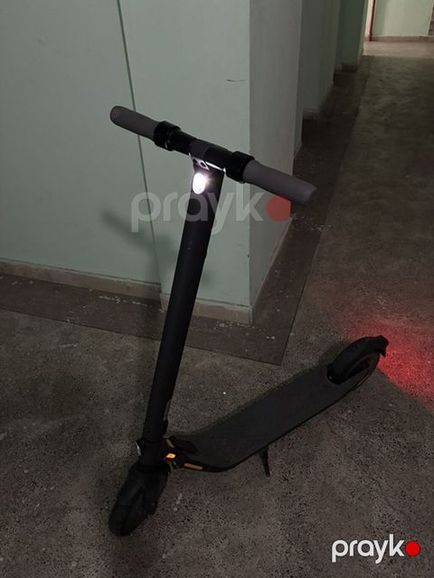 İşlənmiş Elektrik samokat 9", 251 - 350 Vt, 26 - 35 km/s, Ödənişli çatdırılma, Rayonlara çatdırılma — Bakı
