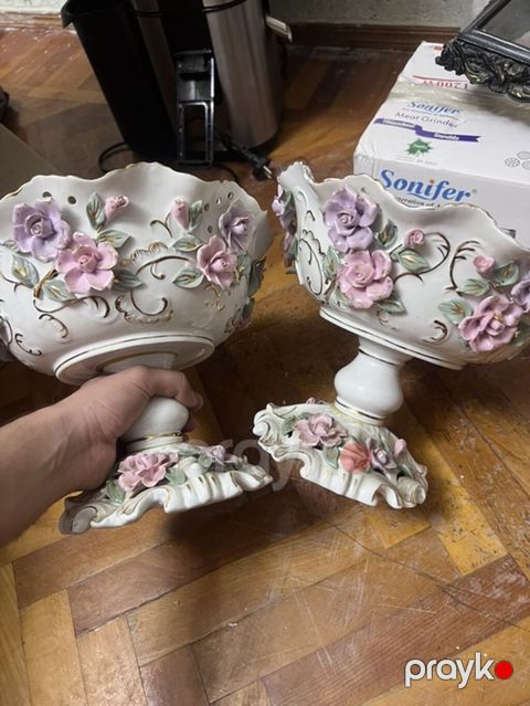 Porselen dekorativ qablar – 2 ədəd (pedestal kasalar) - Material — Bakı