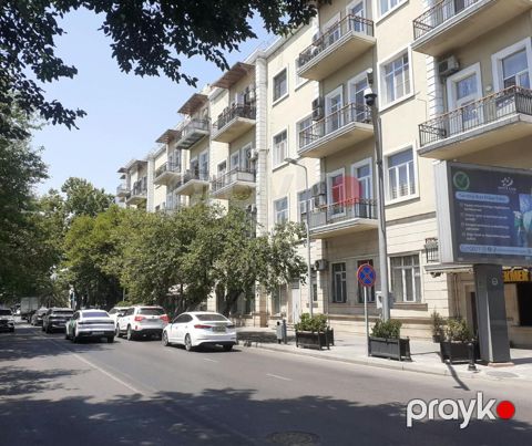 İcarəyə verilir 2 otaqlı köhnə tikili 55 m² — Bakı