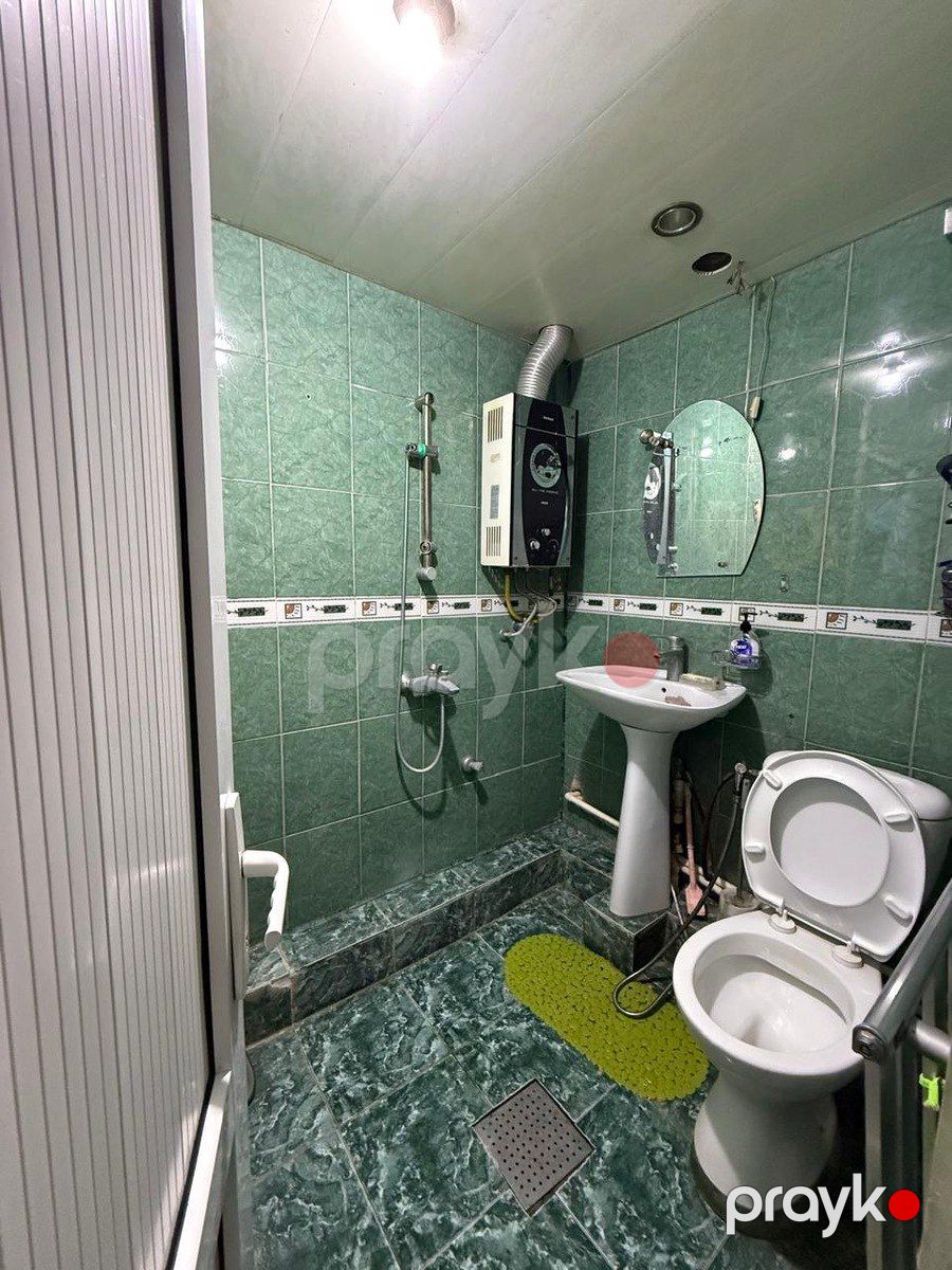 Satılır 2 otaqlı köhnə tikili 50 m² — Mənzil, Bakı (9)