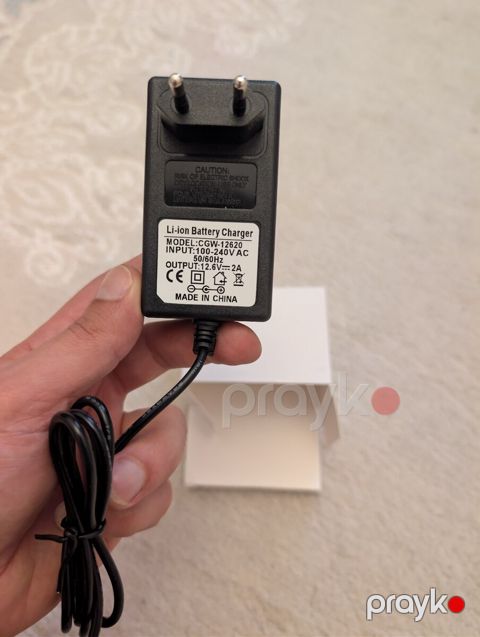 12.6V 2Amper lityum batareya adapteri — Bakı