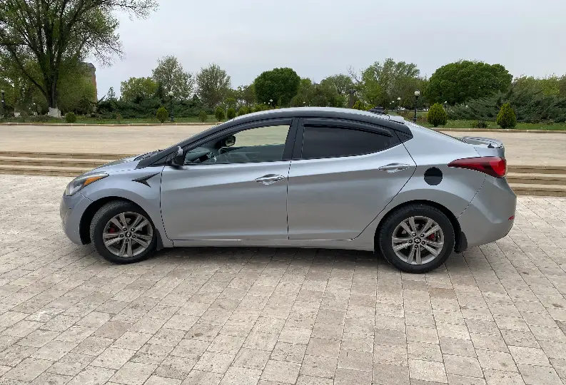 Hyundai Elantra 2015 — gündəlik icarə — Minik avtomobili icarəsi, Naxçıvan (3)