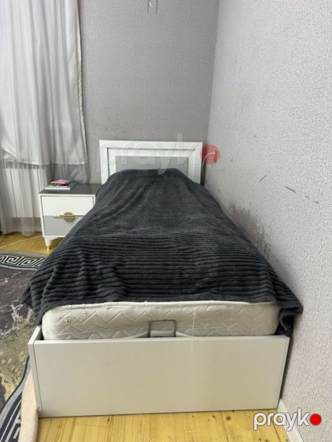 Yeni, Təknəfərlik çarpayı, Bazalı, Matras ilə, Siyirməli — Digah