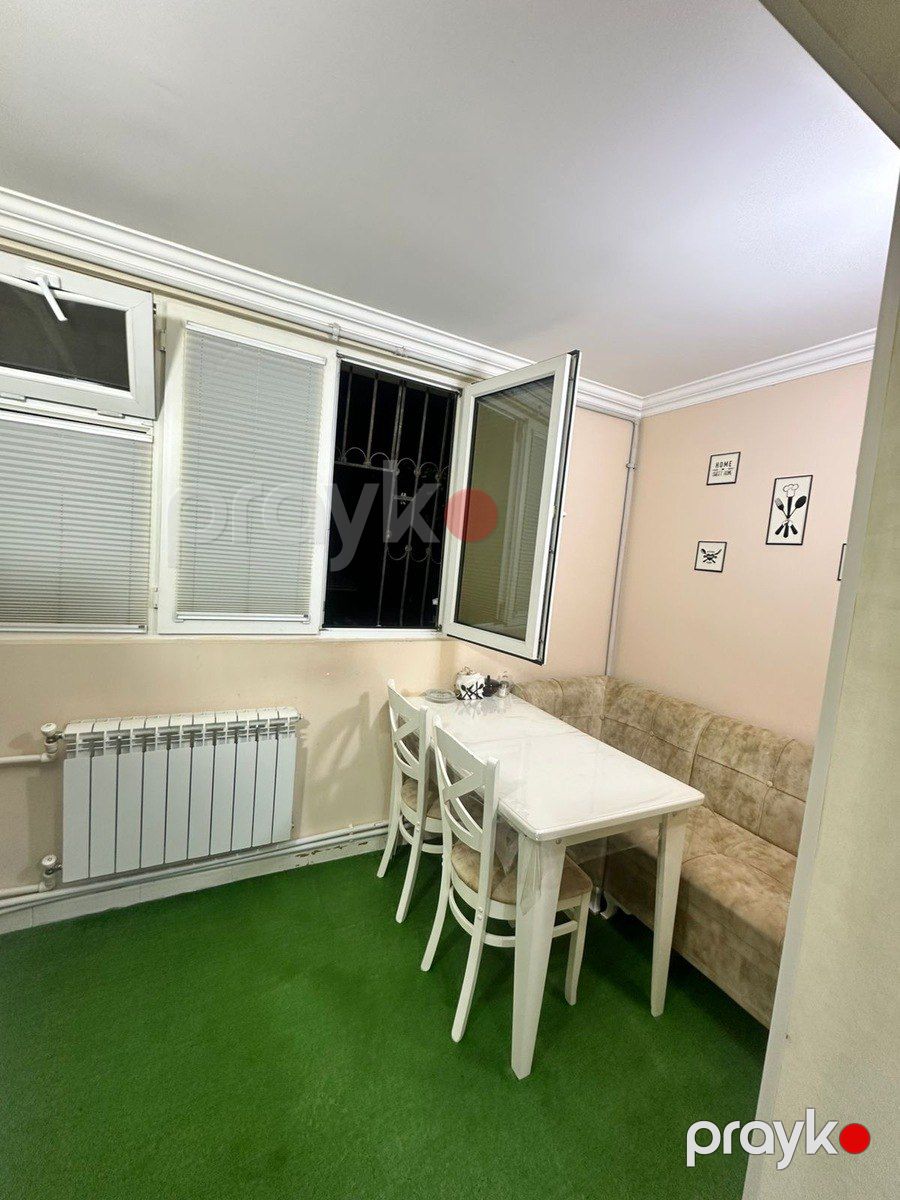 Satılır 2 otaqlı köhnə tikili 64 m² — Mənzil, Bakı (11)