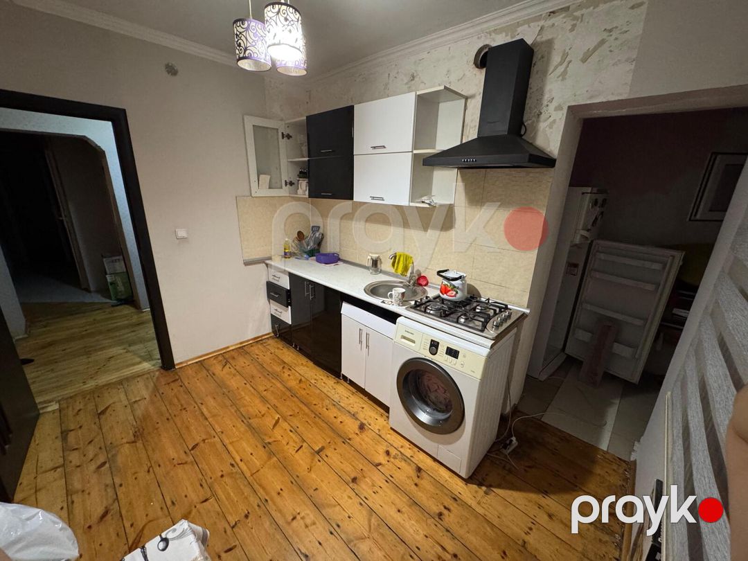 Satılır 4 otaqlı köhnə tikili 115 m² — Mənzil, Bakı (11)