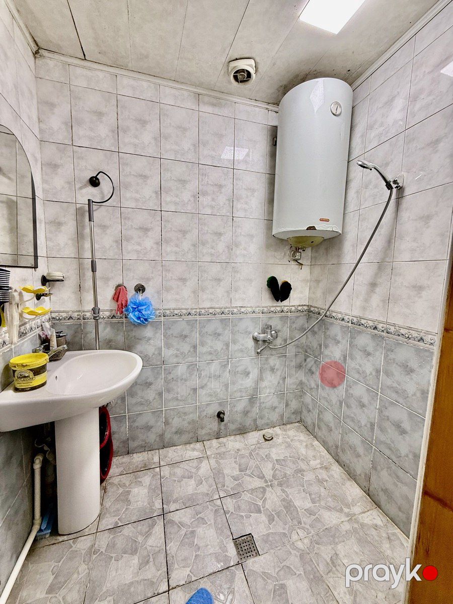 Satılır 2 otaqlı köhnə tikili 60 m² — Mənzil, Bakı (8)