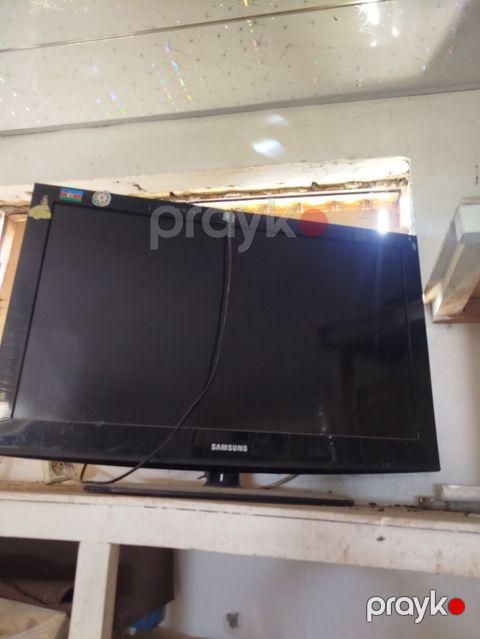Samsung LCD televizor - Ekran: təxminən 32" (ölçü korpusdan görünən — Gəncə