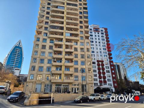 Satılır 4 otaqlı yeni tikili 200 m² — Bakı