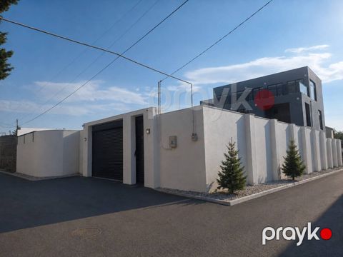 Bağ evi, Novxanı qəs — Bakı