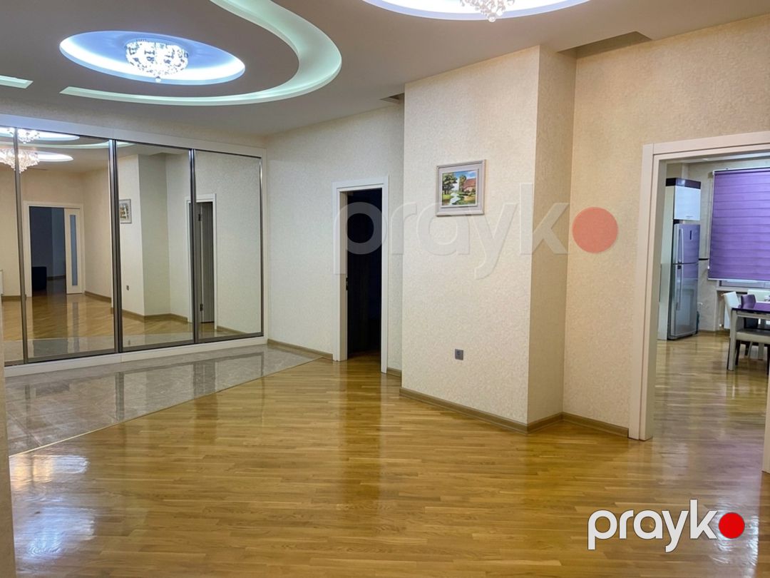 Satılır 4 otaqlı yeni tikili 240 m² — Mənzil, Bakı (7)
