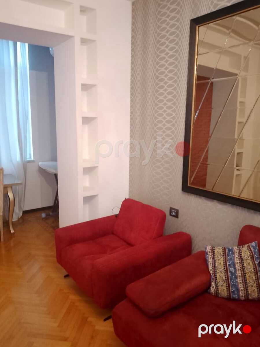 Satılır 2 otaqlı köhnə tikili 65 m² — Mənzil, Bakı (3)