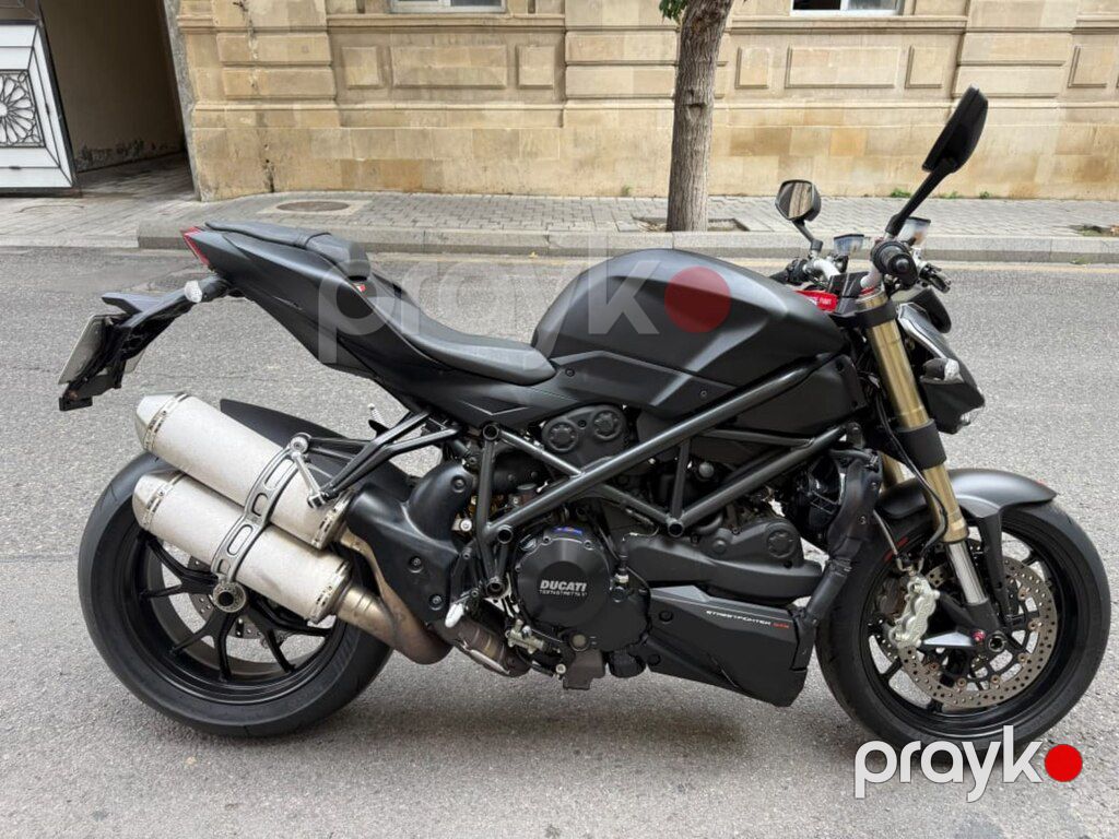 Ducati Streetfighter, 900 sm3, 2011 il, 1 178 km — Motosikletlər, Bakı (2)
