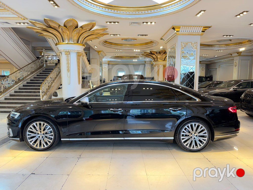 Audi A8, 3.0 L, 2018 il, 130 000 km — Avtomobillər, Bakı (5)