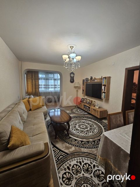 Satılır 3 otaqlı köhnə tikili 90 m² — Bakı