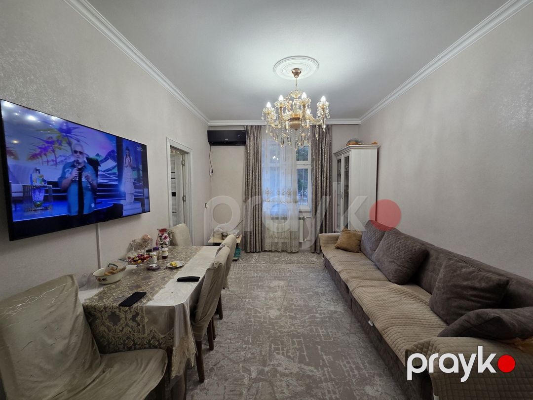Satılır 2 otaqlı köhnə tikili 55 m² — Mənzil, Bakı (2)