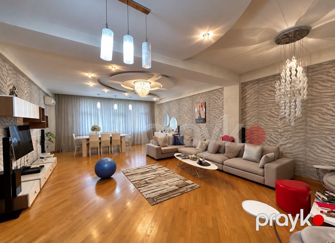 Satılır 5 otaqlı yeni tikili 205 m² — Mənzil, Bakı (2)
