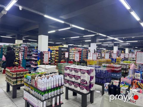 Satılır obyekt 637 m² — Bakı