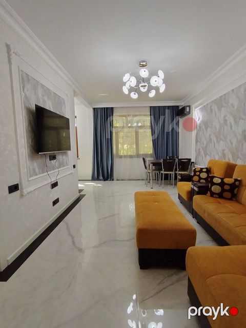 Satılır 2 otaqlı köhnə tikili 50 m² — Bakı