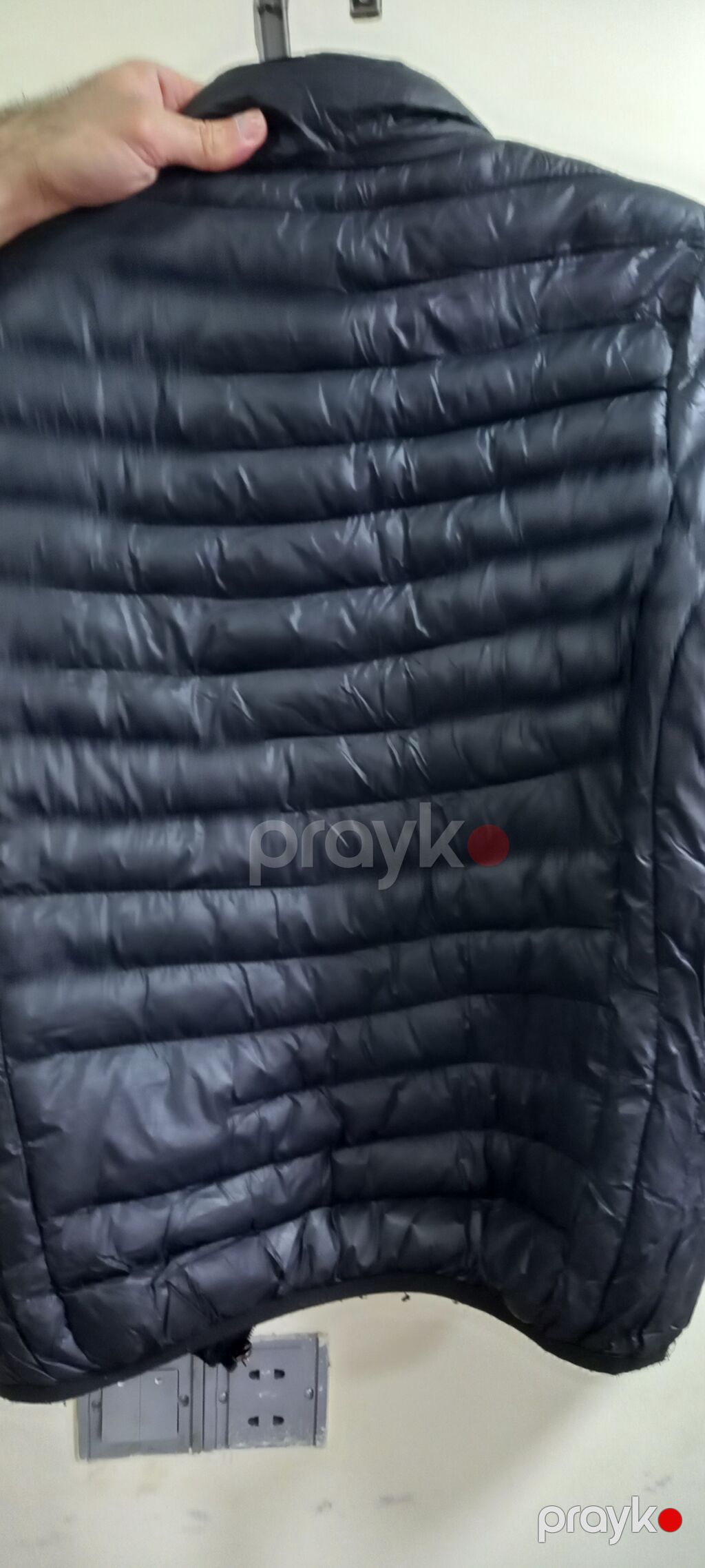 Yüngül şişmə kişi gödəkçəsi - Rəng: tünd boz/navy - Ölçü: L (etiket — Kurtkalar, Bakı (3)