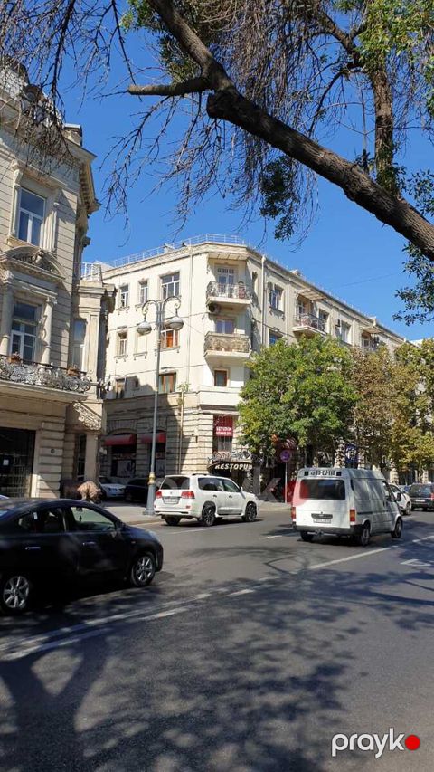 İcarəyə verilir 3 otaqlı köhnə tikili 100 m²