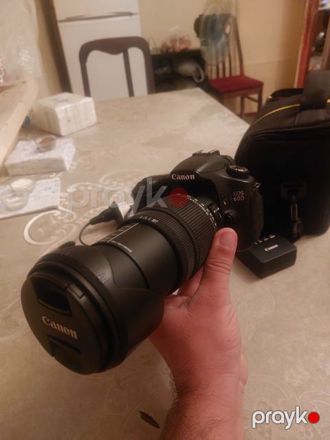 Canon EOS 60D fotoaparat + Sigma 18-250mm f/3.5-6.3 DC Macro OS HSM — Hacıqabul