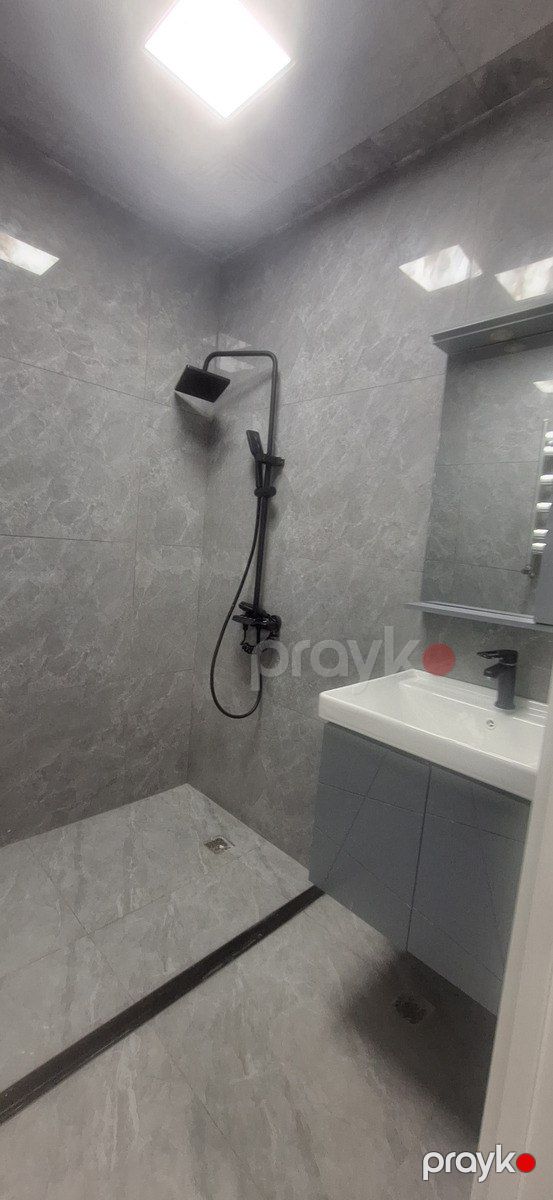 Satılır 2 otaqlı köhnə tikili 45 m² — Mənzil, Bakı (9)