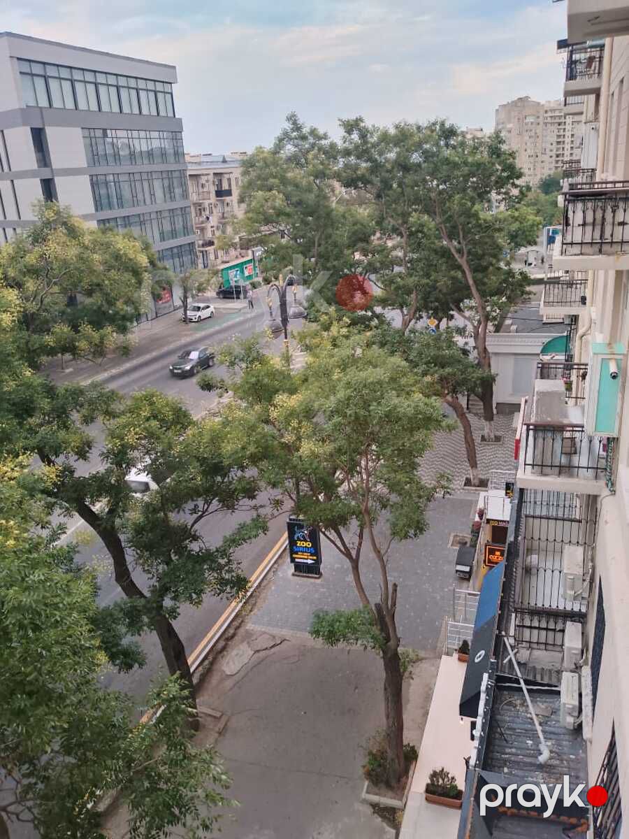 Satılır 2 otaqlı köhnə tikili 65 m² — Mənzil, Bakı (9)