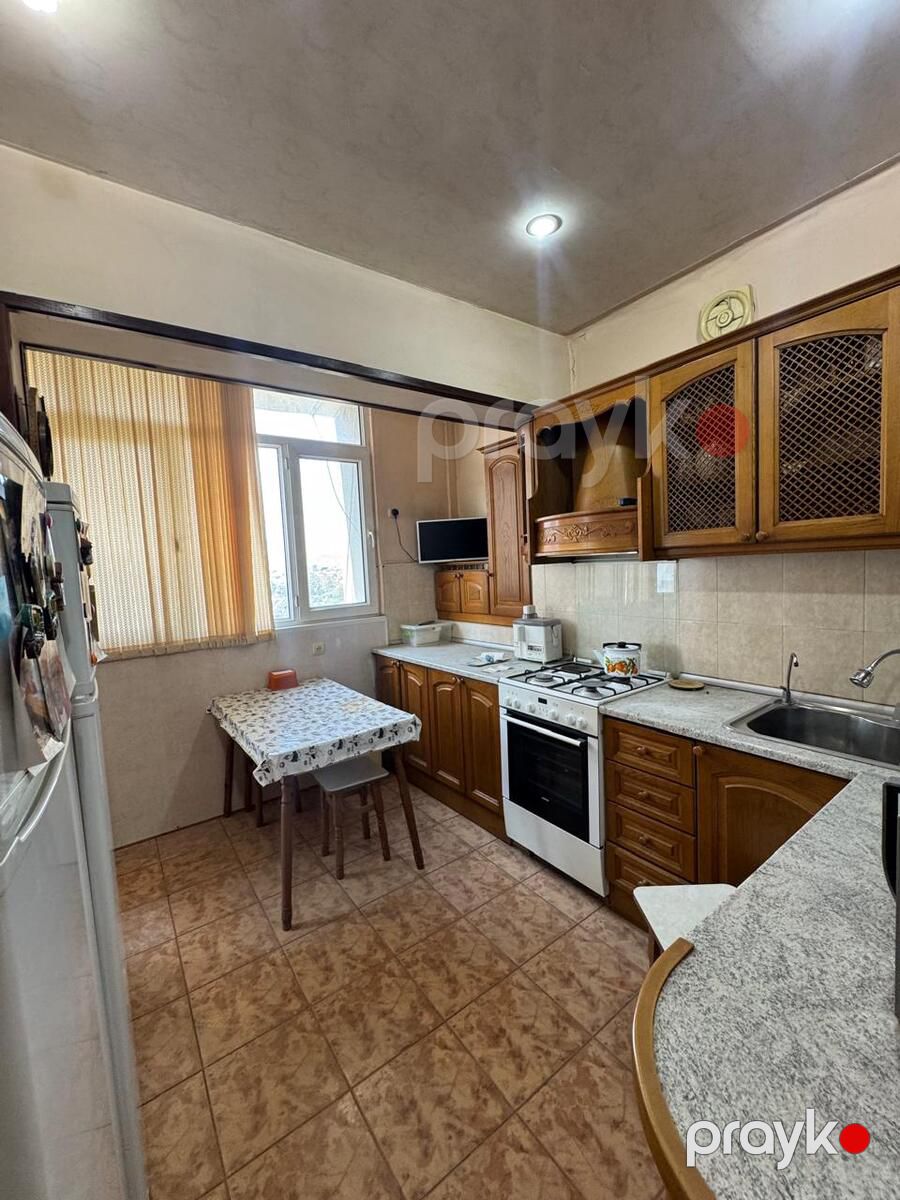 Satılır 4 otaqlı köhnə tikili 105 m² — Mənzil, Bakı (4)
