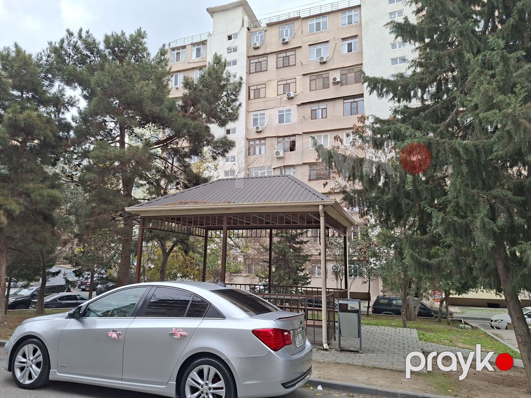 Satılır 4 otaqlı köhnə tikili 110 m² — Mənzil, Bakı (4)