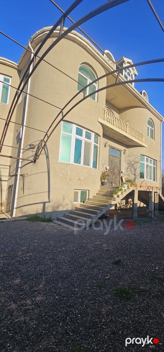 Həyət evi, Saray qəs — Ev, villa, Bakı (2)