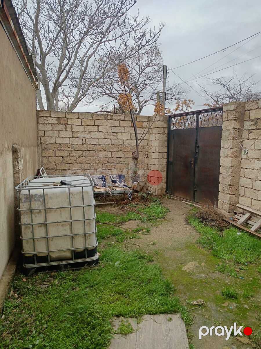 Həyət evi, 8 Noyabr pr — Ev, villa, Bakı (4)