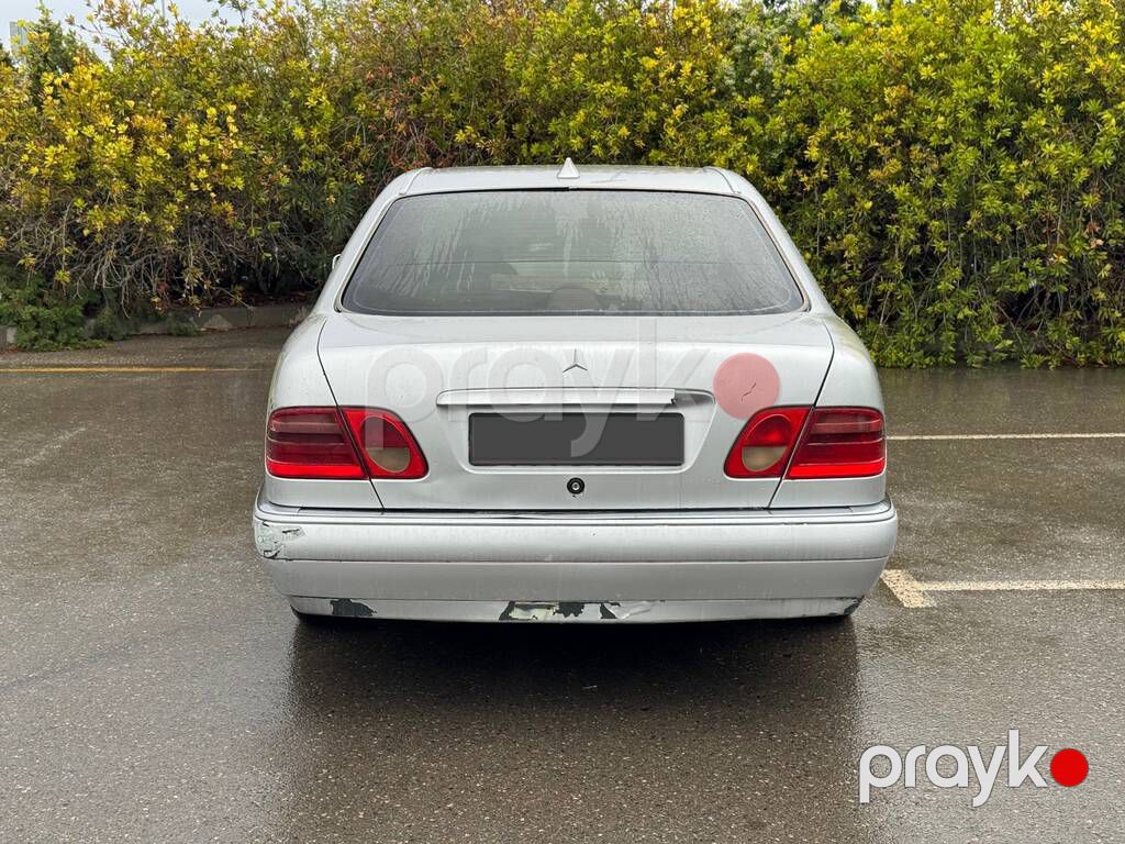 Mercedes E 220, 2.2 L, 1998 il, 299 999 km — Avtomobillər, Bakı (2)