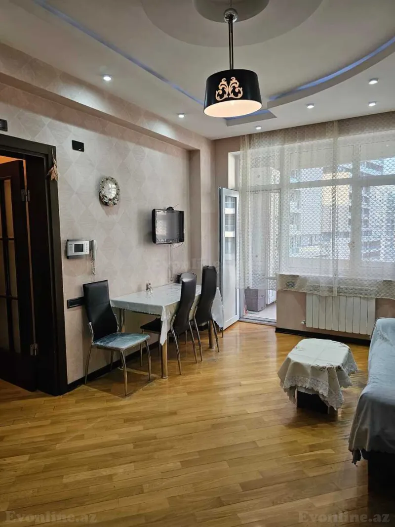 Kirayə verilir 2 otaqlı Mənzil Yeni tikili 100 m² Bakı, Yasamal r., 8 Noyabr m — Mənzil, Bakı (2)