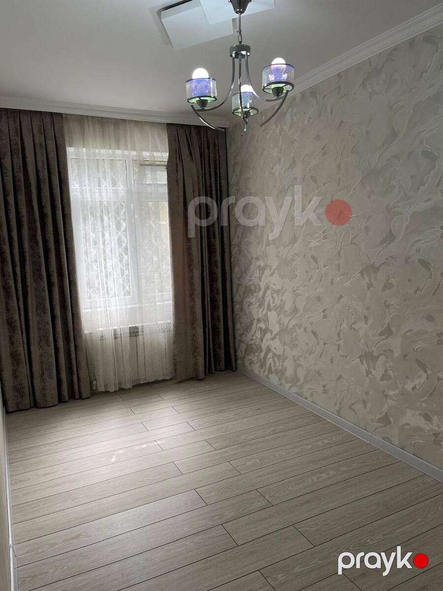 Satılır 2 otaqlı köhnə tikili 42 m² — Mənzil, Bakı (2)