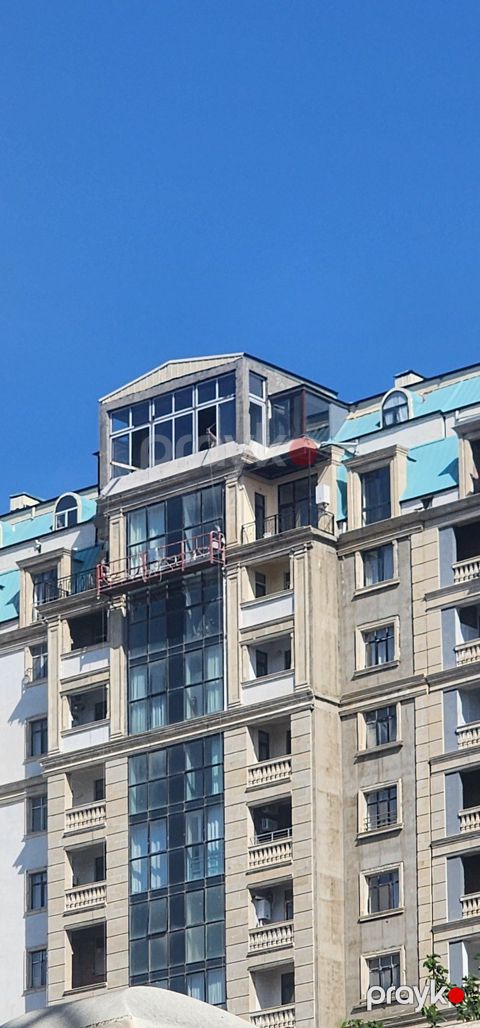 Satılır 4 otaqlı yeni tikili 150 m² — Bakı