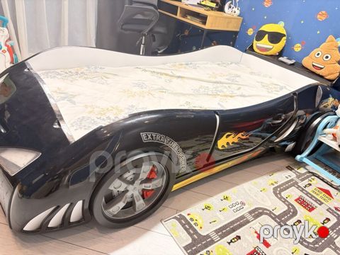 Uşaq maşın formalı çarpayı - Dizayn: Qara rəngdə sport avtomobil — Digah