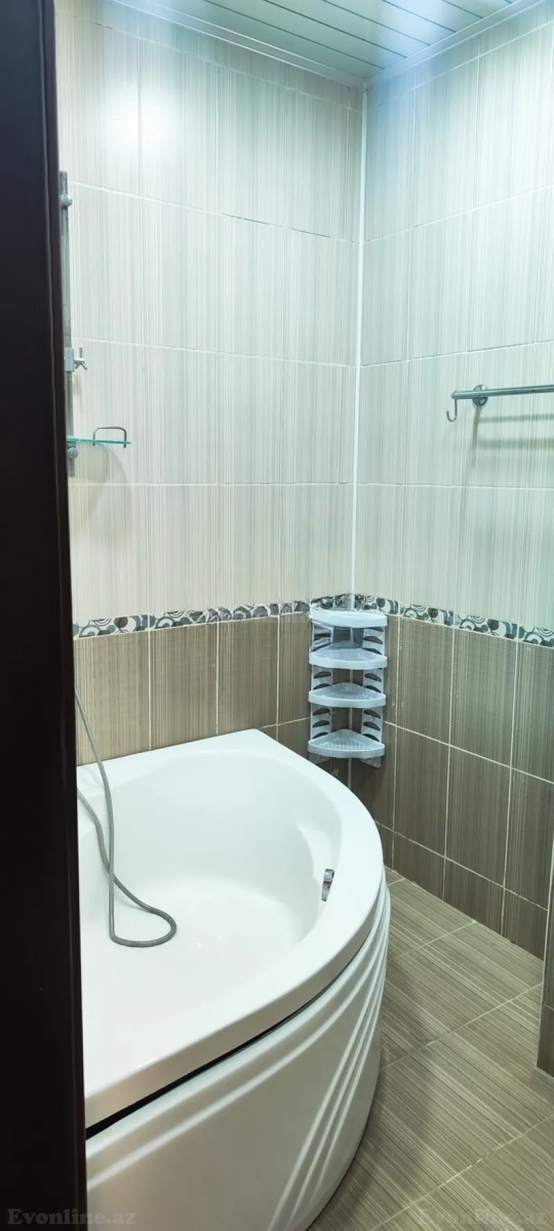Satılır 2 otaqlı Mənzil Yeni tikili 86 m² Bakı, Yasamal r., İnşaatçılar m — Mənzil, Bakı (6)